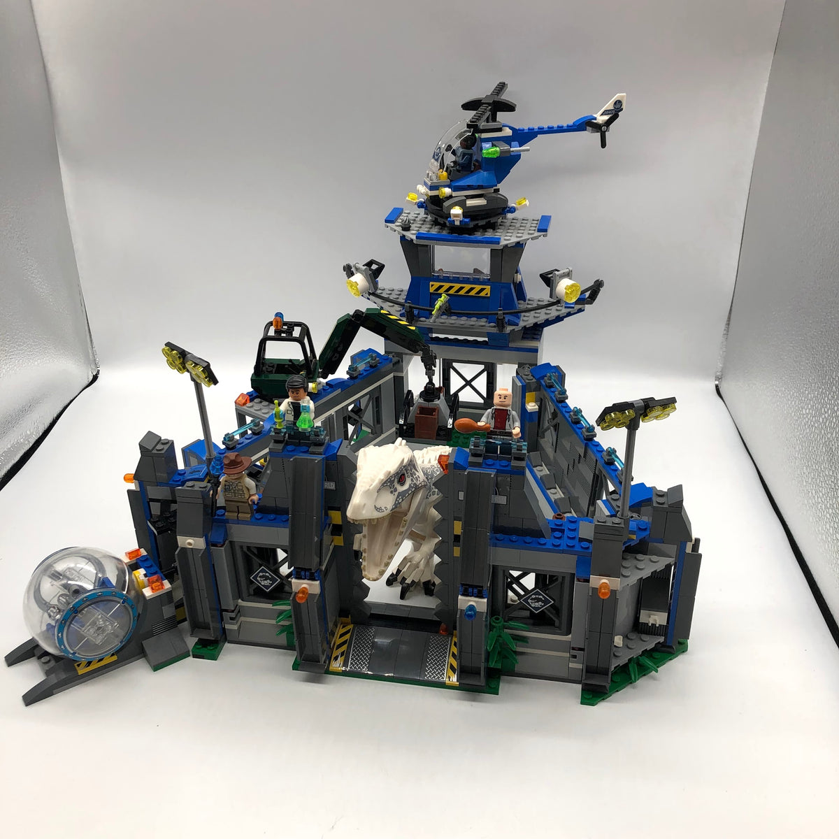 Indominus Rex Breakout 75919 Used LEGO Jurassic World Set