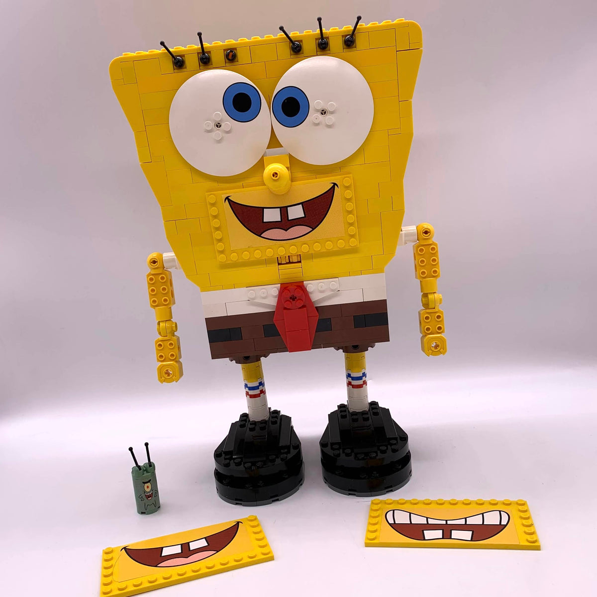 Build-A-Bob 3826 - Used LEGO Spongebob Squarepants Set – Bricks 