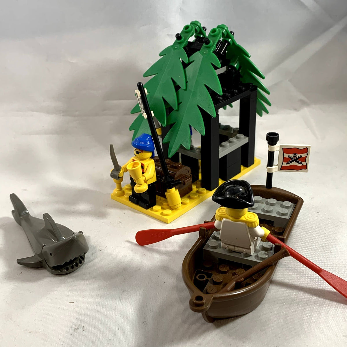 Smuggler's Shanty 6258 [USED] - LEGO® Pirates™️ – Bricks