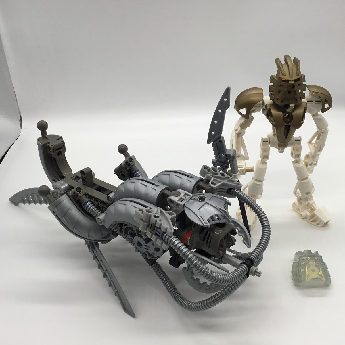 Bionicle 8596 online