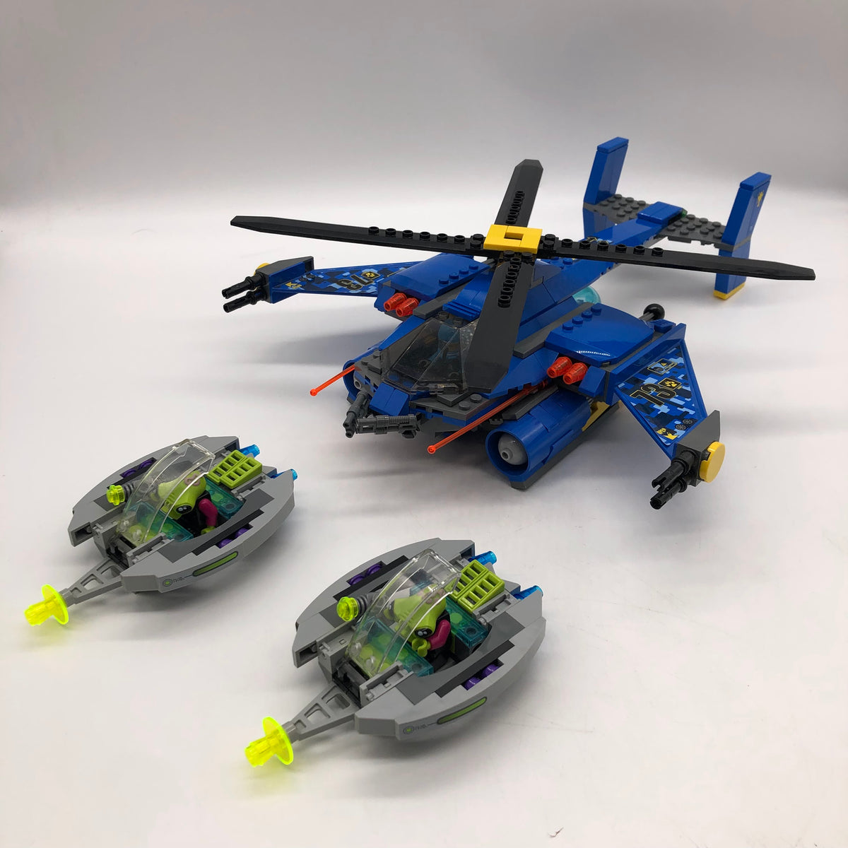 7067 Jet-Copter Encounter [USED] – Bricks & Minifigs Eugene