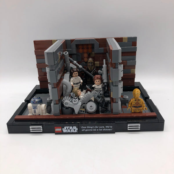 75339 Death Star Trash Compactor Diorama [USED]