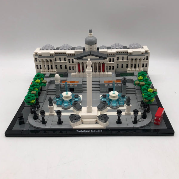 Trafalgar Square 21045 - Used LEGO® Architecture™️ Set