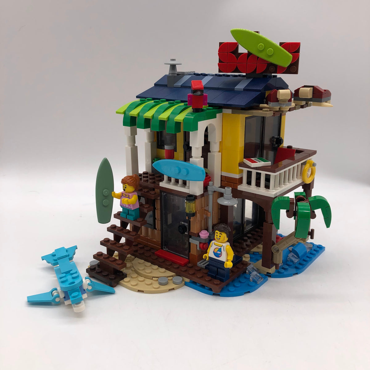 LEGO Creator 3-in-1: Surfer Beach House – Awesome Toys Gifts