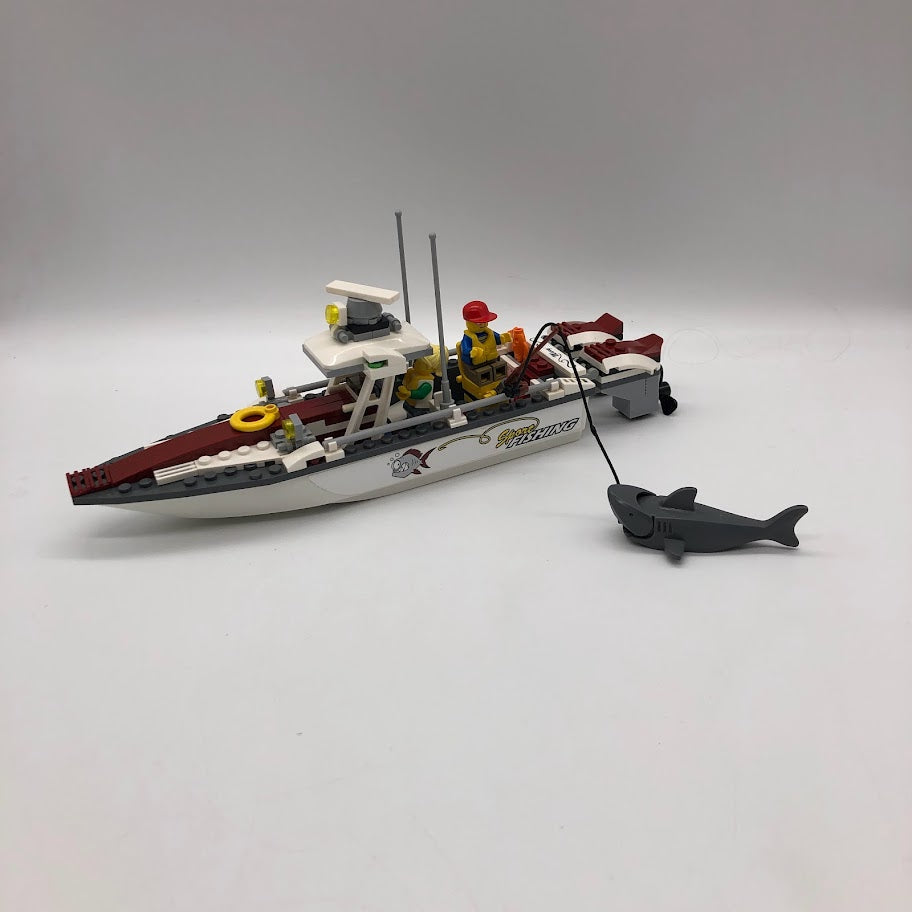 Fishing Boat 60147 - Used LEGO City Set – Bricks & Minifigs Eugene
