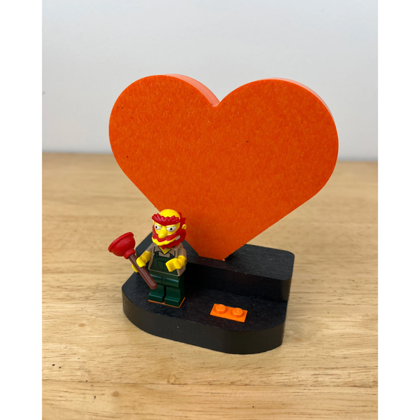 Minifigure Display - Heart (Orange)