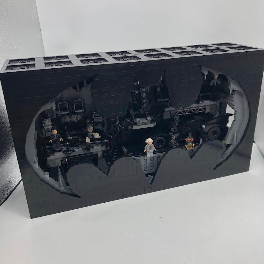 Batcave - Shadow Box 76252 - Used LEGO® Batman™️ DC Comics™️ Set ...