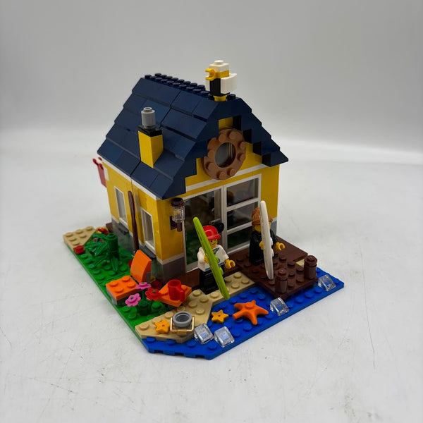 Beach Hut 31035 - Used LEGO Creator Set