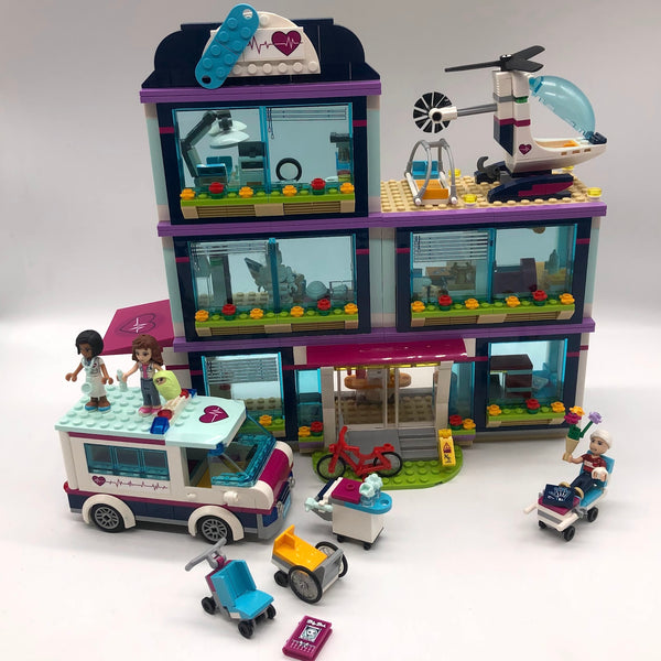 Friends Lego Hospital Canada LEGO Friends Heartlake City Hospital