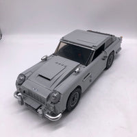James Bond Aston Martin DB5 10262 - Used Lego Creator set