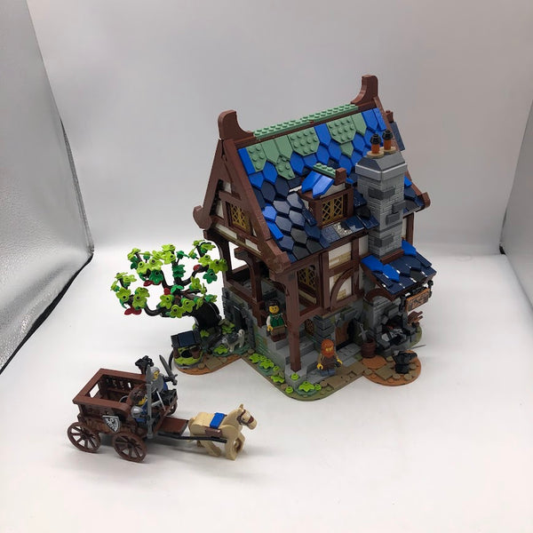 Medieval Blacksmith 21325 - Used LEGO® Ideas™️ Set