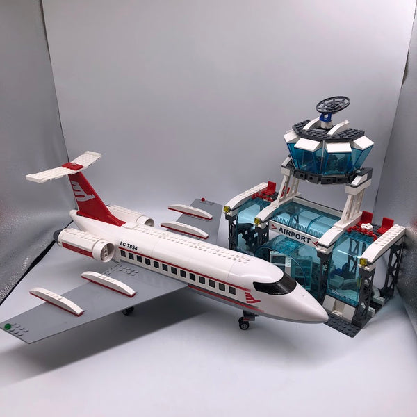 Airport 7894 - Used LEGO City set