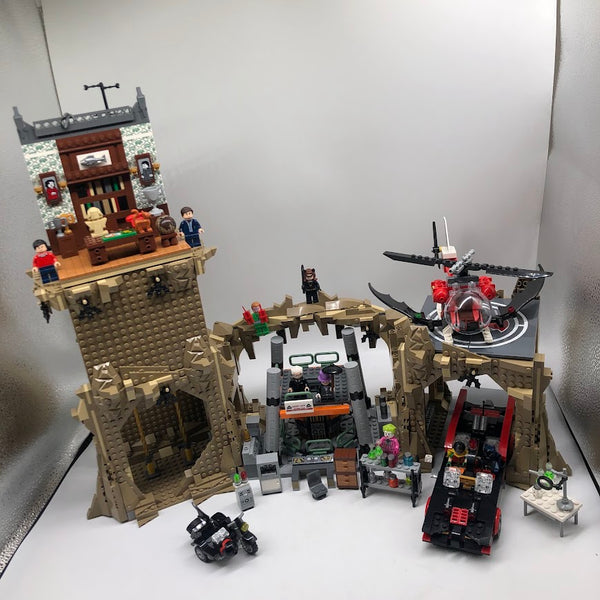 Batman Classic TV Series - Batcave 76052 - Used LEGO Super Hero set