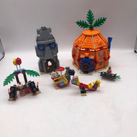 3818 - Bikini Bottom Undersea Party - Used LEGO SpongeBob Squarepants Set