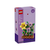 40683 Flower Trellis Display