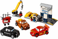 10743 Smokey's Garage - Certified Used, 100% Complete LEGO Cars Set