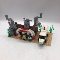 3832 The Emergency Room - Used LEGO SpongeBob Squarepants Set