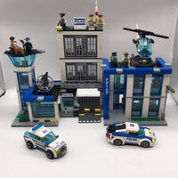 Police Station 60047 - Used LEGO City Set