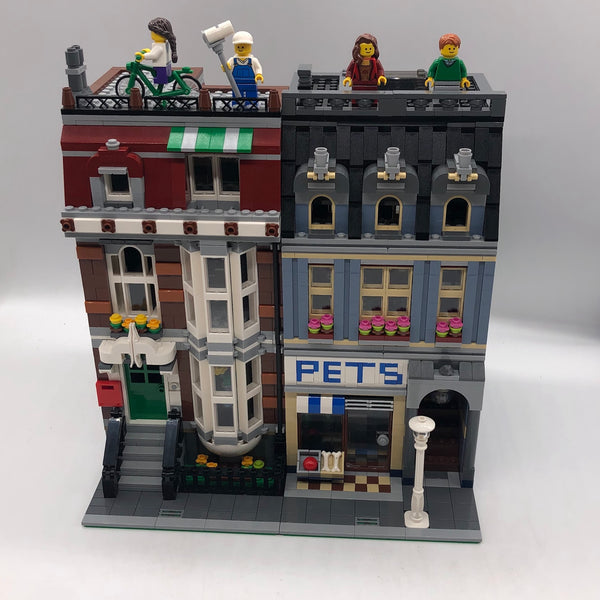 10218 Pet Shop [Used, Exclusive, Retired]