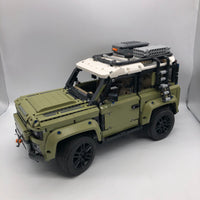 42110 Land Rover Defender [USED]