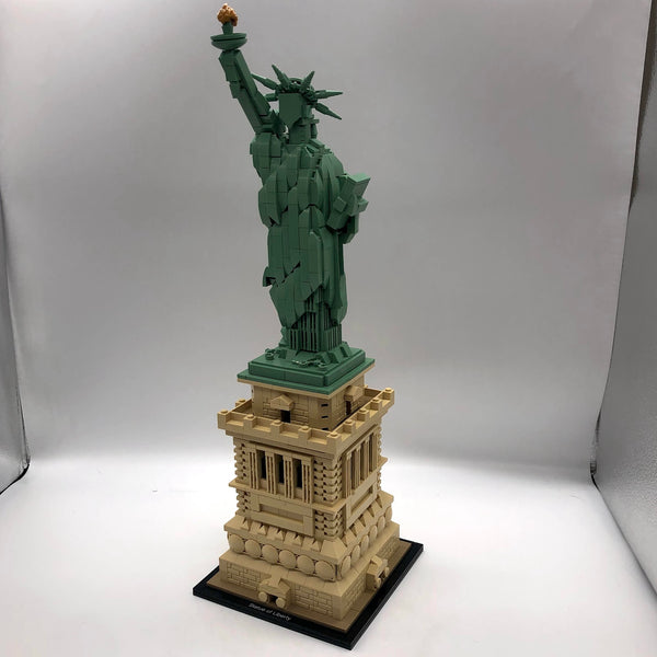 Statue of Liberty 21042 - Used LEGO Architecture Set