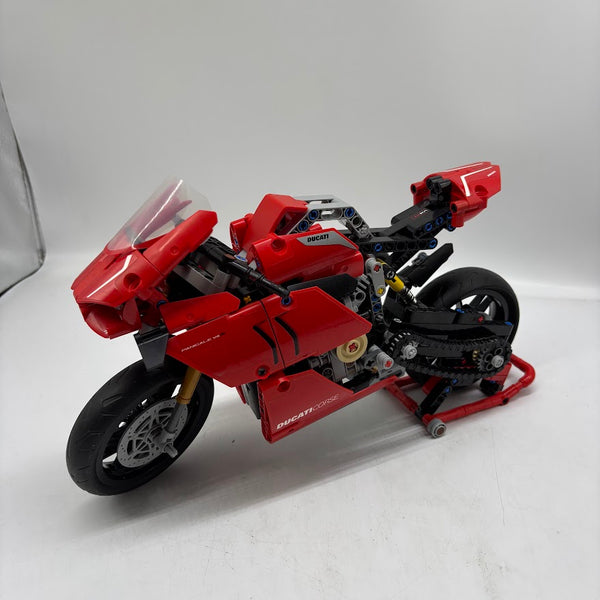 Ducati Panigale V4 R 42107 - Used LEGO Technic Set