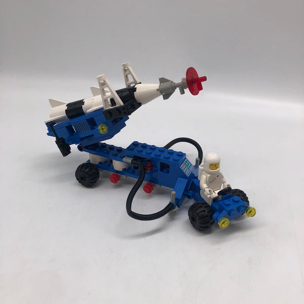 Lunar Rocket Launcher 6881 - Used LEGO Classic Space set