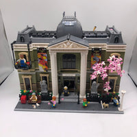 Natural History Museum 10326 - Used LEGO Creator Expert set