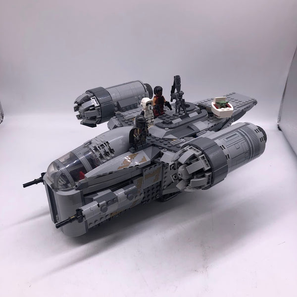 The Razor Crest 75292 - Used LEGO Star Wars Set
