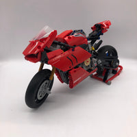 42107 Ducati Panigale V4 R [USED]