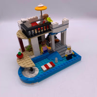 31077 Modular Sweet Surprises [USED]