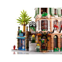 Boutique Hotel 10297 - Certified Used, 100% Complete LEGO Creator Expert Set
