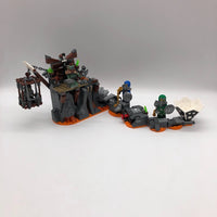 71717 Journey To The Skull Dungeons [USED]