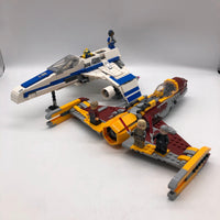 75364 New Republic E-Wing™ vs. Shin Hati’s Starfighter™ [USED]