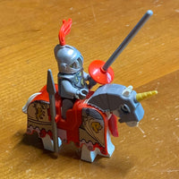 Lion Knight + Armored Horse