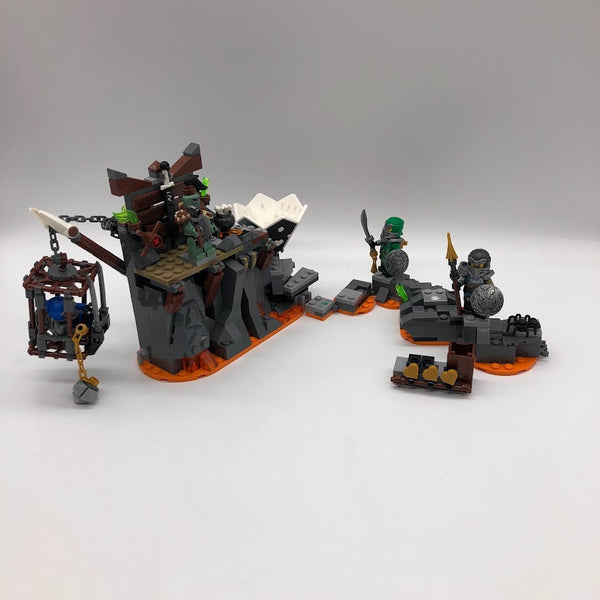 Journey to the skull dungeons online lego