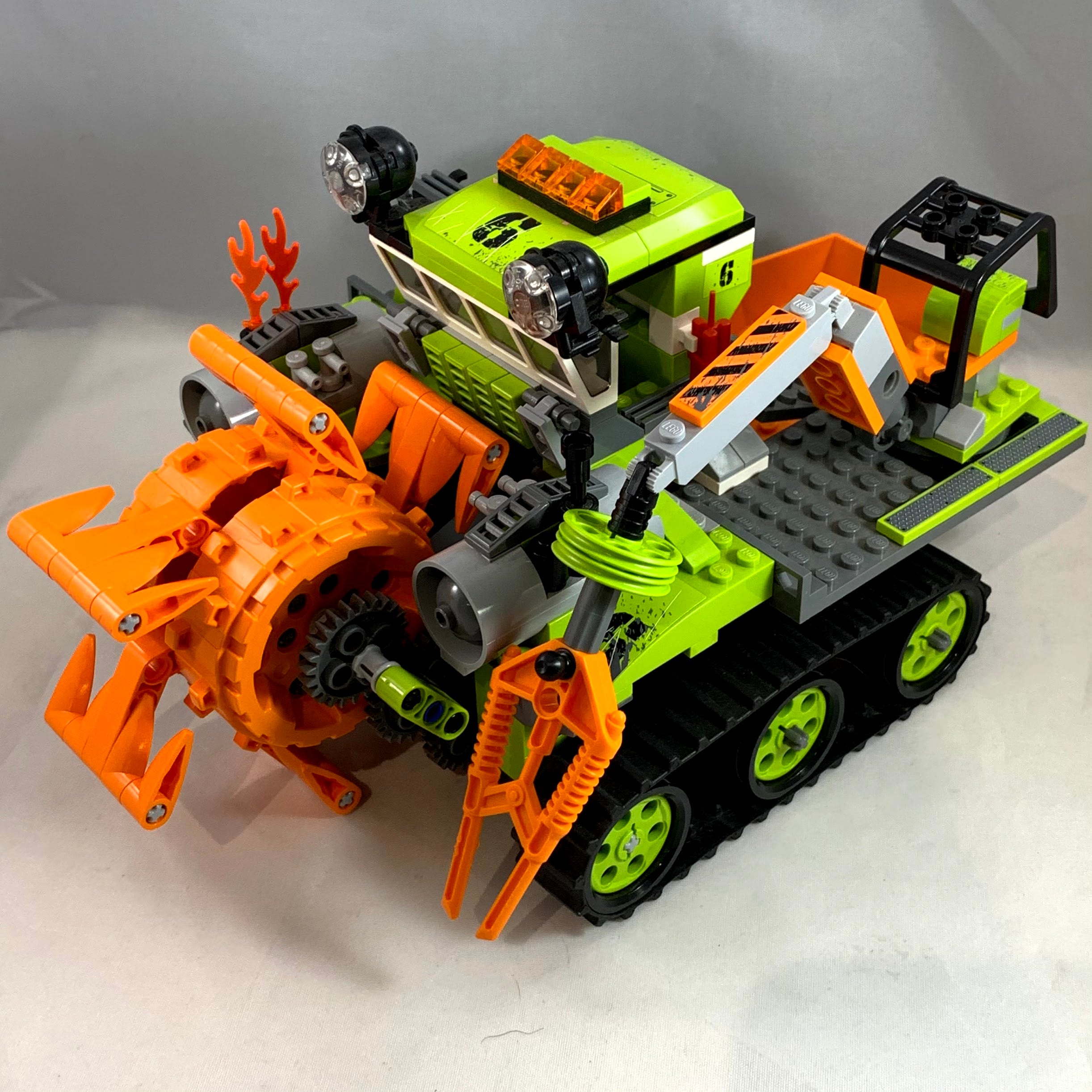 355b88f0ec34b042253f0639e6b890 