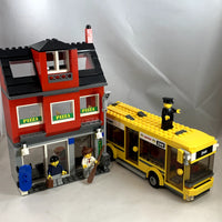 60031 City Corner (Re-issue of set 7641) [USED]