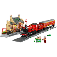 76423 Hogwarts Express ™ Train Set with Hogsmeade Station™