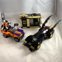 6864 Batmobile and the Two-Face Chase [USED]