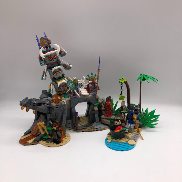 71747 The Keepers' Village [USED]