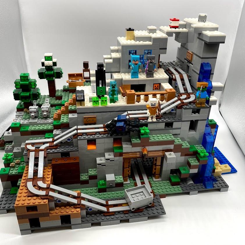 Zack Snyder Liga Dela Justicia Lego The Mountain Cave Minecraft