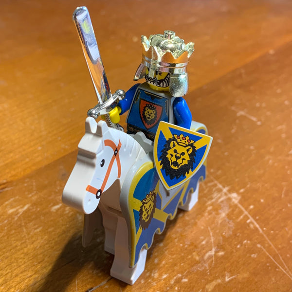 Mounted King Leo