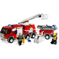 Fire Truck 7239 - Certified Used, 100% Complete LEGO City Set