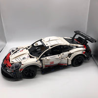 SALE! 42096 Porsche 911 RSR [USED]