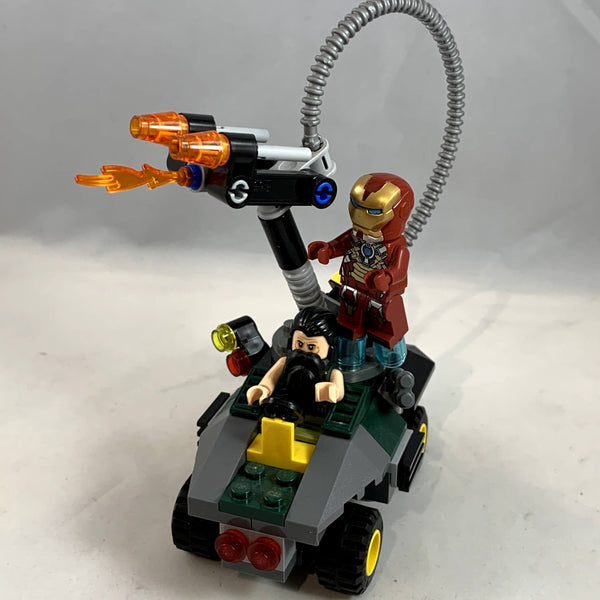 76008 Iron Man vs. The Mandarin: Ultimate Showdown [USED]