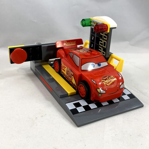 Lego juniors lightning mcqueen speed launcher 10730 building kit on sale