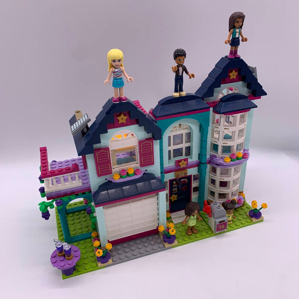 41449 Andrea's Family House [USED]