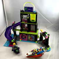41238 Lena Luthor Kryptomite Factory [CERTIFIED USED]