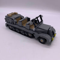 SDKFZ 7 and 10.5cm leFH 18 Light Field Howitzer - Custom LEGO® Kit